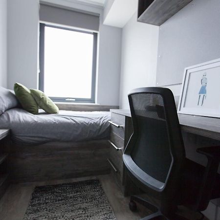 For Students Only Crown Place In Portsmouth 朴次茅斯 外观 照片